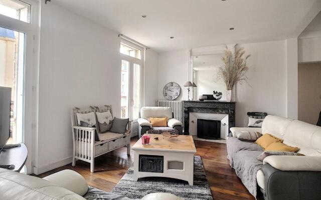 Magnifique T4 en Plein Coeur du Centre Ville