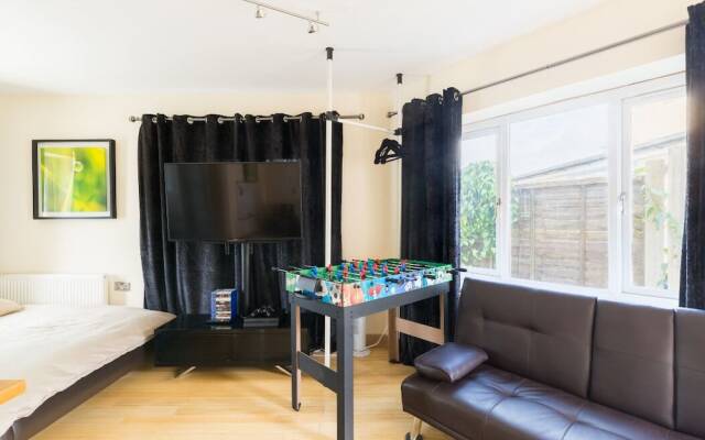 Umbrella Properties Apartment Birmingham