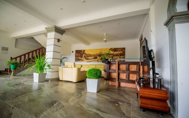 Grand Highway Resort
