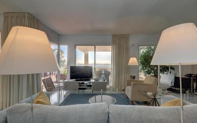 Apartment Boulevard 304