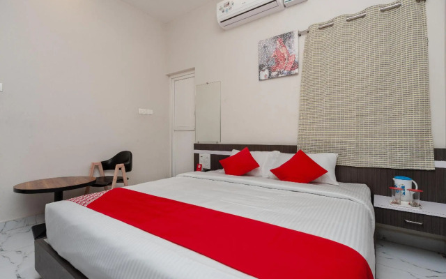 OYO 22300 Sri Ramachandra Guest House