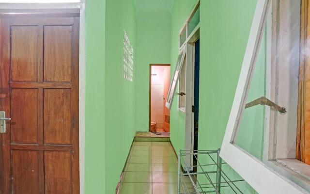 OYO 90729 Sekar Guest House Jember