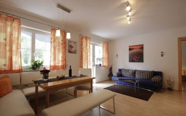 Ferienwohnung Höllrigl