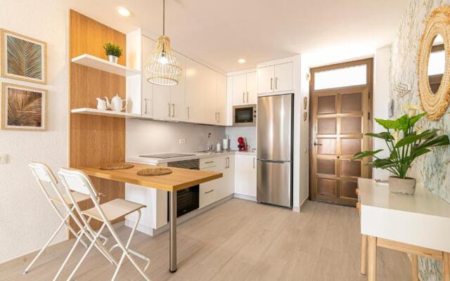 Elegant Candelaria apartment with ocean views