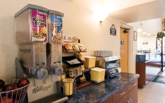 Days Inn by Wyndham Kuttawa/Eddyville