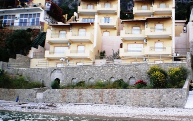 Oceanis Martiblue Apartments