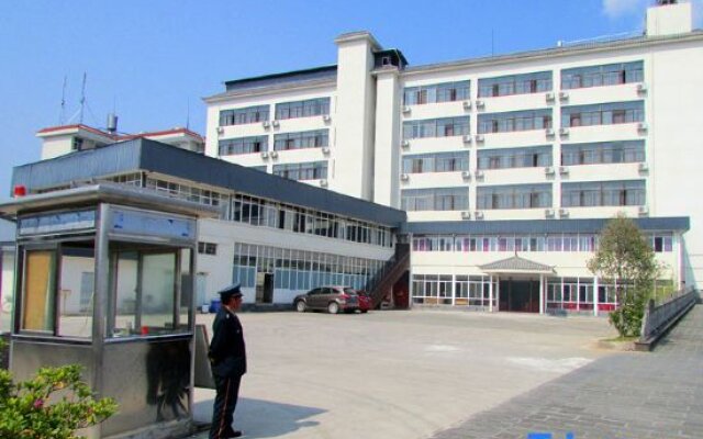 Jindun Linye Business Hotel