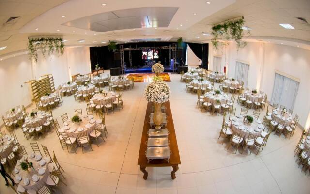 Favorita Golden Hotel e Eventos