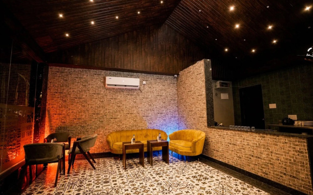 Royal Ritz