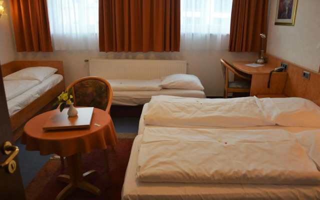 Steen's Hotel