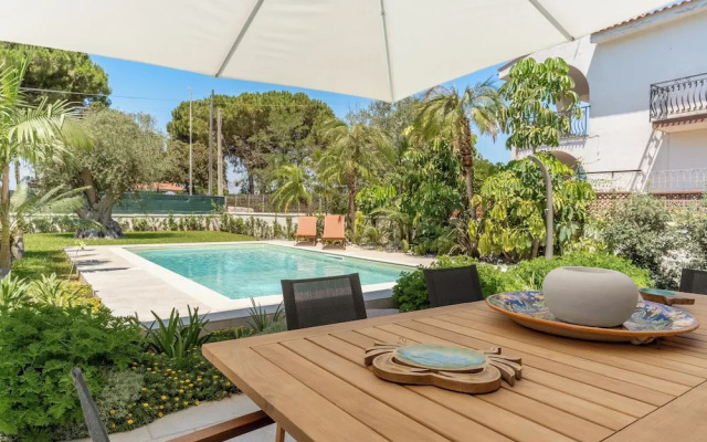 Villa Bali with Pool by Wonderful Italy