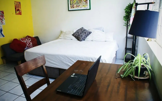 Free Spirit Hostel Guadalajara