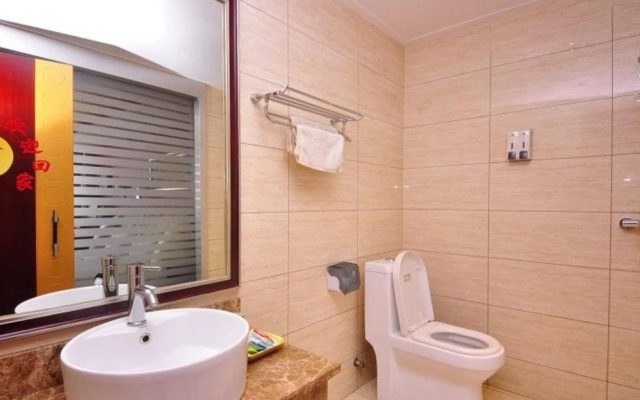 Dezhou Qingyun Shuilifang Business Hotel