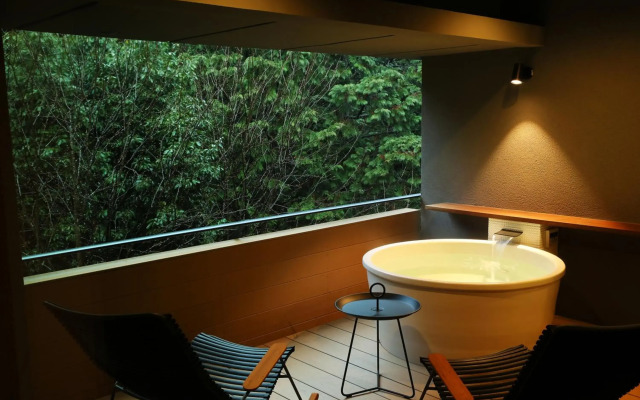 Shoenso Hozukawatei Hotel