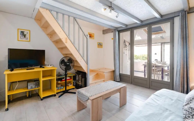 RB54-6 Pavillon Studio mezzanine rénové GRUISSAN AYGUADES