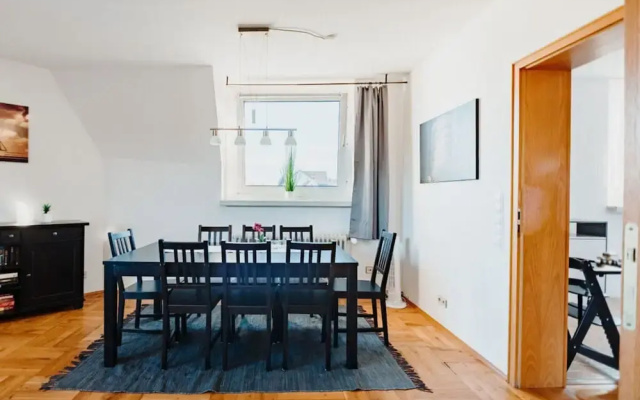 Sterkrade 2 Comfortable Holiday Residence