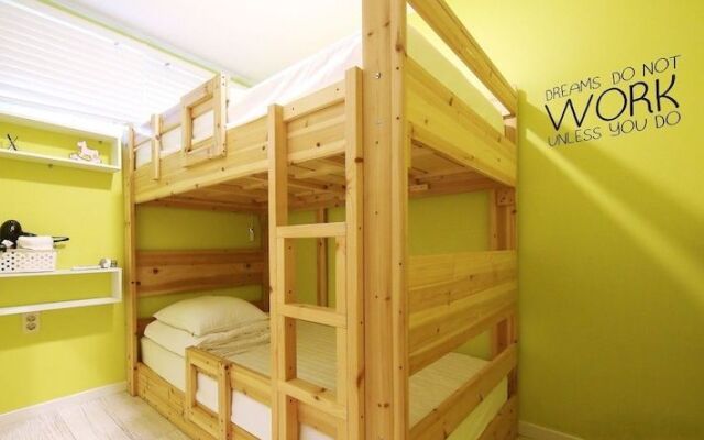 Jjuk Guesthouse Hostel