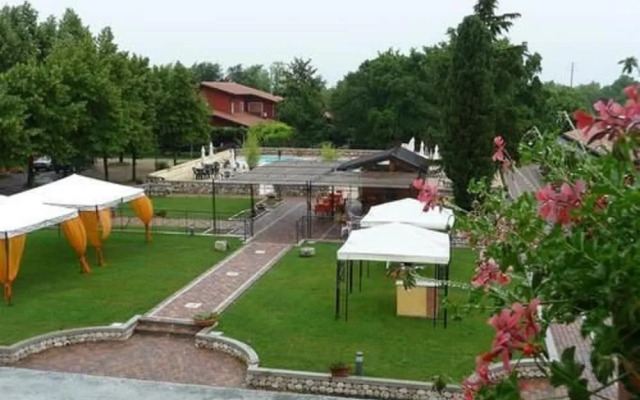 Gelindo dei Magredi Country Resort