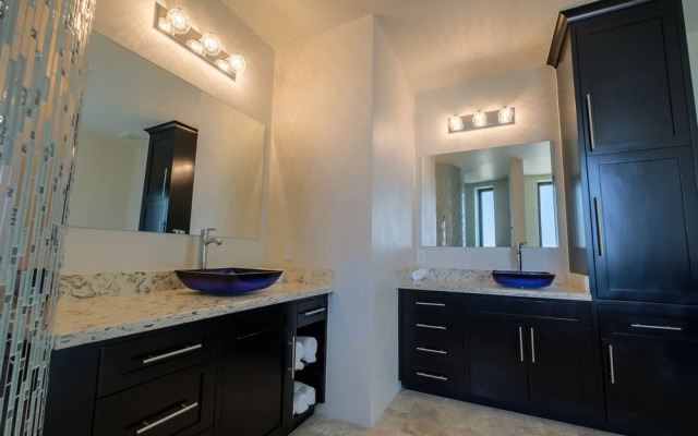 Diamante Beachfront Suites