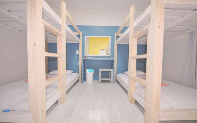 Slow Citi Guesthouse - Hostel