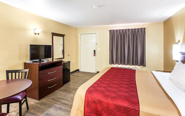 Econo Lodge McAlester