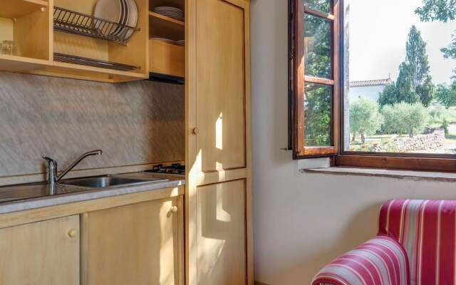 Scenic Apartment in Rapolano Terme with Swimming Pool