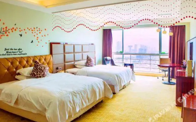 Vienna International Hotel (Fuzhou Taijiang Wanda Gaohu Longfu)