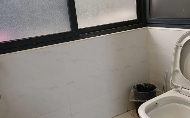Huadu Hostel