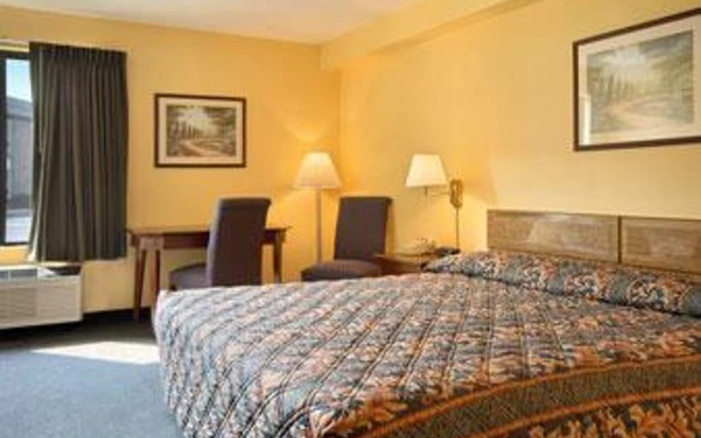 Super 8 Manassas/I-66