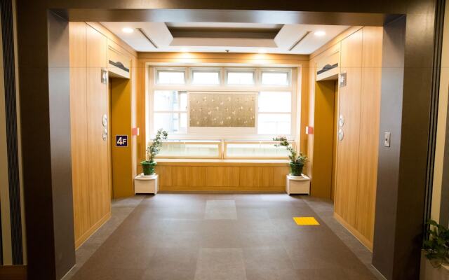 Ritz Hostel