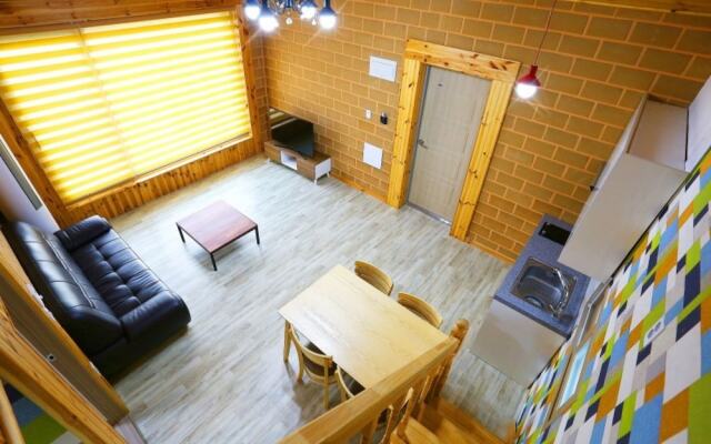 Goseong Sanmaru Pension