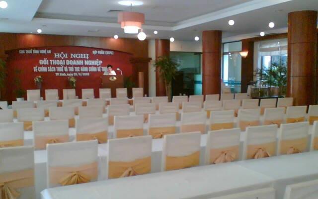 Muong Thanh Thanh Nien Vinh Hotel