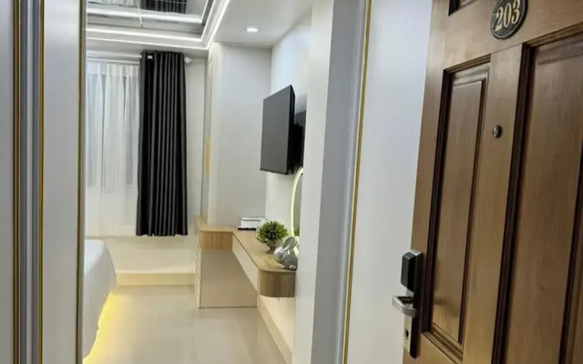 Ngoc San San Hotel