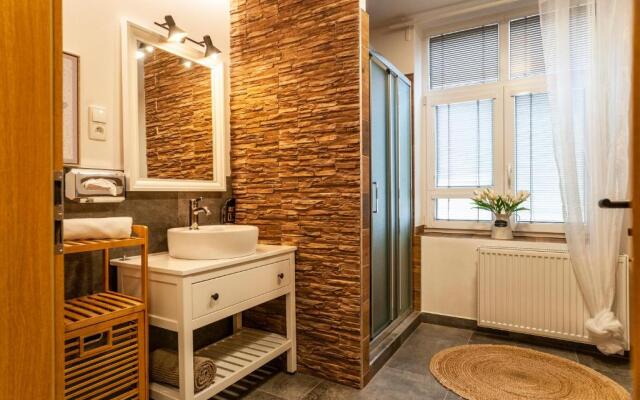 STING Boutique Apartments