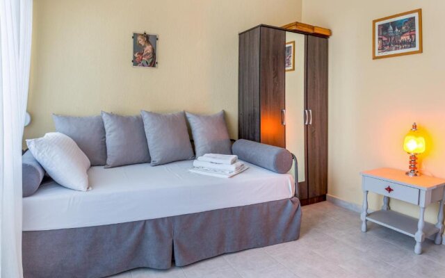 2 Bedroom Modern Apartment in Perea