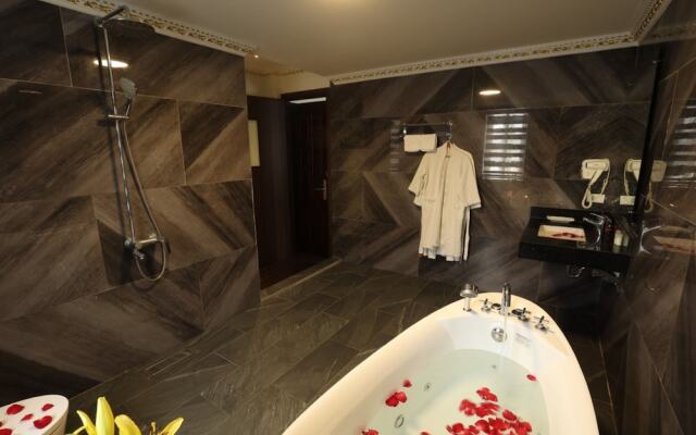 Hoang Gia Xa La Boutique Hotel