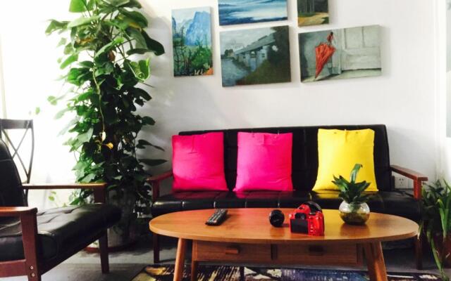 April Sewing Country House