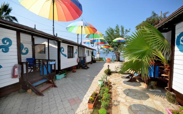 Blu Brezza Marine Hotel