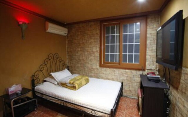 Songdo Goodstay Queen Motel