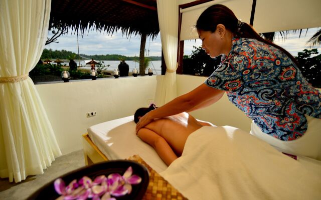 Nabulao Beach and Dive Resort