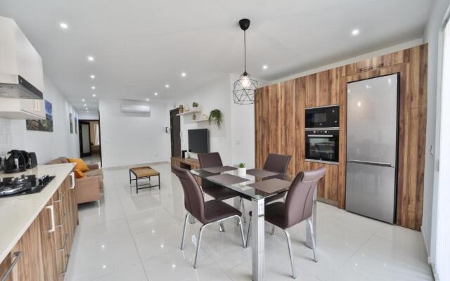 Apartment 5 Ashville Court