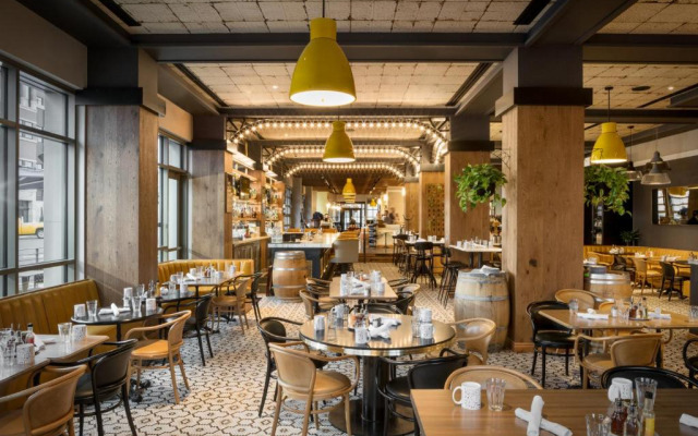 The Elizabeth Hotel, Autograph Collection