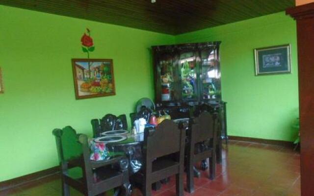 Hostal Las Rosas