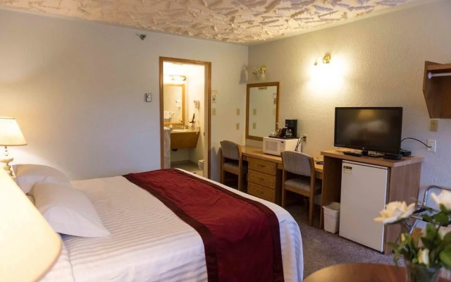 Radium Park Lodge