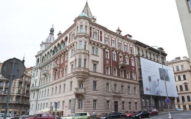 Apartments Resslova by The Dancing House