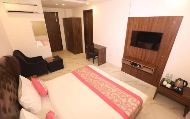 Hotel Milan by Foxi Group Near Delhi Airport