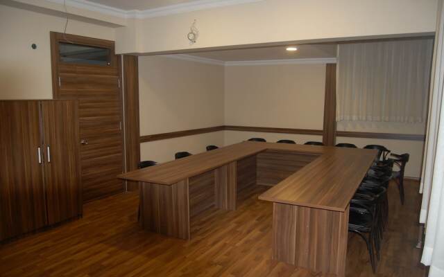 Hotel Nil Alav