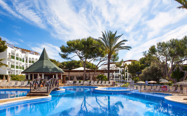 VIVA Cala Mesquida Resort & Spa