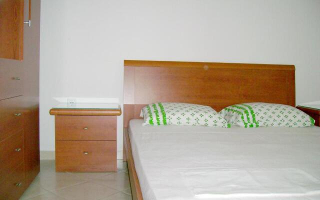 Apartments Eki