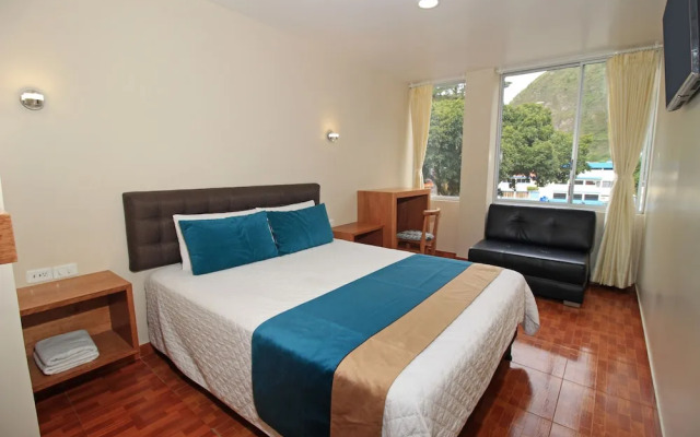 Hostal plaza by Elvita